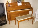 Steinway Console Piano from 1959. Sounds great!