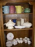 Assorted pottery, Ironstone and Tealeaf china