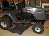 Craftsman 42 in cut Lawn Tractor