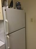                       White GE refrigerator