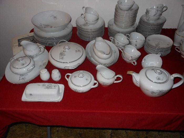 Sone China #1832 - 8+ service and many serving pieces