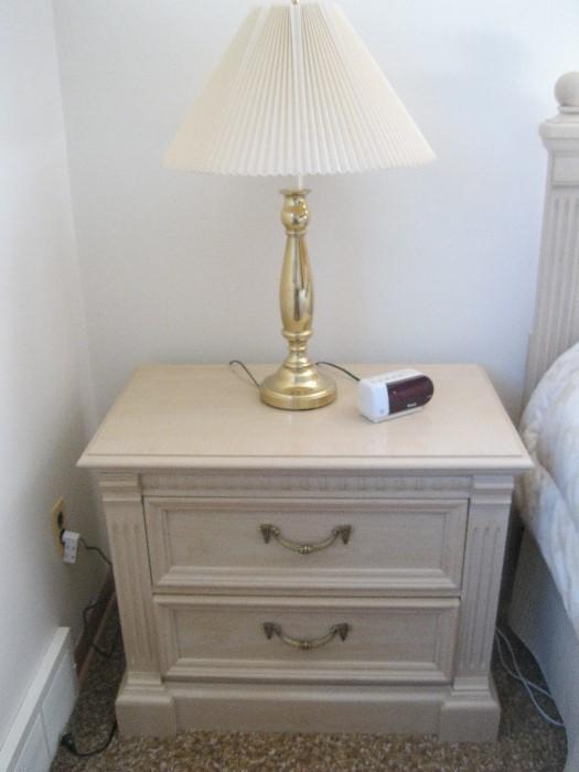 Drexel bedside chest of drawers   $45