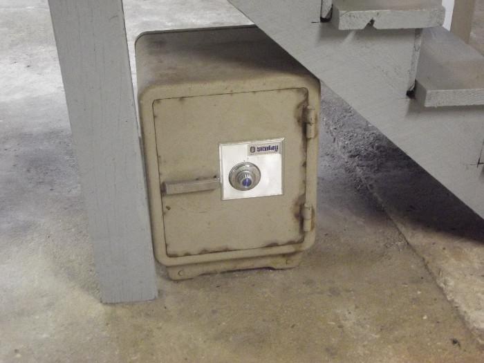 Metal Combination safe 