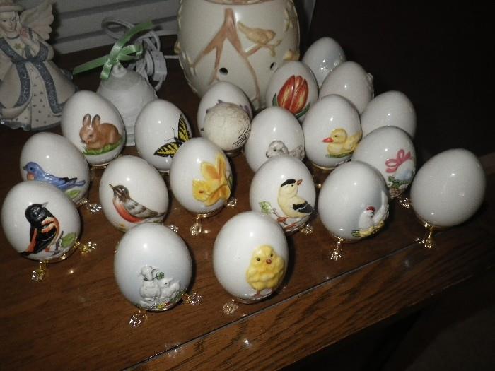 Collection of Goebel hand-painted eggs - total 9