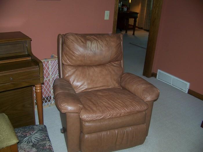 Two matching leather recliners