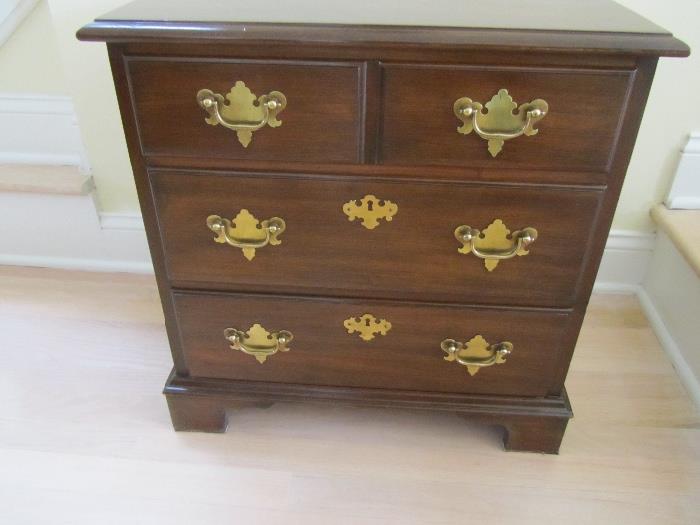 Small Mahogany PA House chest of Drawers