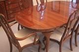 Beautiful formal dining table in like-new condition!