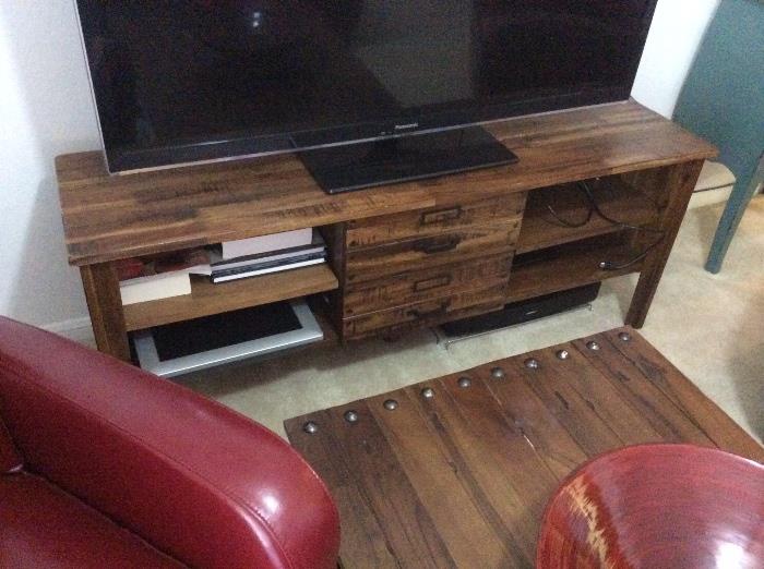 Primitive Style TV/Entertainment Cabinet/Stand