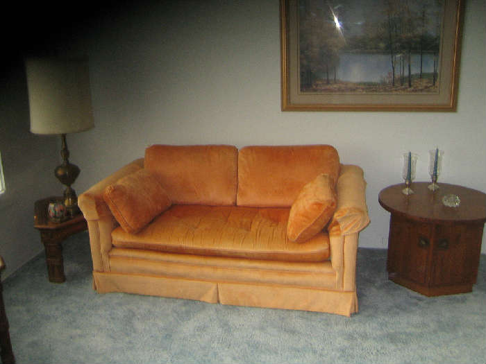 Ket City Loveseat