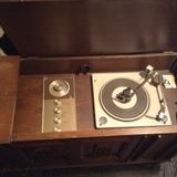 Hi-fi with working turntable and FM stereo