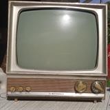 Vintage and newer non-flat televisions, many antennas to go with them!!!
