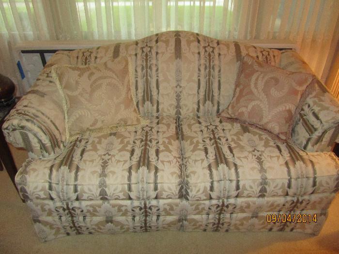 Highland House Loveseat, perfect condition. 64"x32"