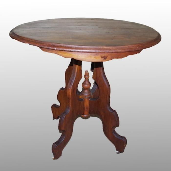 Antique Eastlake Accent Table with Ceramic Casters
Condition: Very good
Shipping: No
Size: 28x22x27"
Location: FLR2 