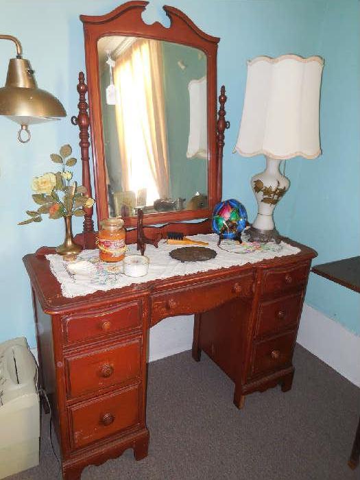 Maple Dresser & Mirror