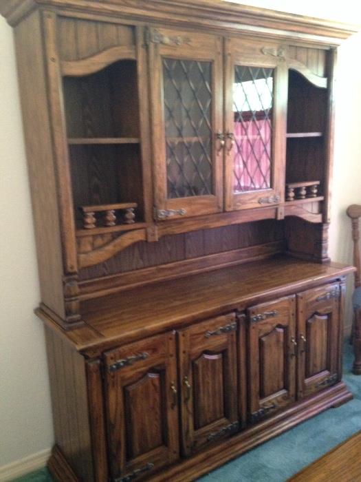 Thomasville China Cabinet