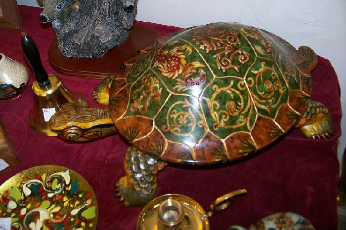 This is an exceptionally beautiful turtle - the shell top lifts off for storage