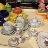 Miniature Bear Tea Set, Miniature Dollhouse Flowers Tea cups Teaset