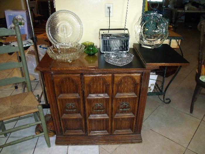 Server with glass pieces on top.  Radio is NOT for sale