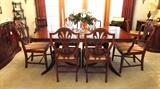LOVELY MAHOGANY DINING TABLE WITH 6 CHAIRS, 1 ADDTIONAL INSERT AND HOT PADS
