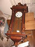 GERMAN (?) CLOCK - NICE DETAIL -