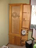 Light Wood Gun Cabinet . . Etched Glass Front ... Locking