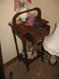 Fabulous table with place for small pitcher - plus lower shelf!