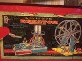 1938 8 1/2 Electric Ferris Wheel erector set with book!