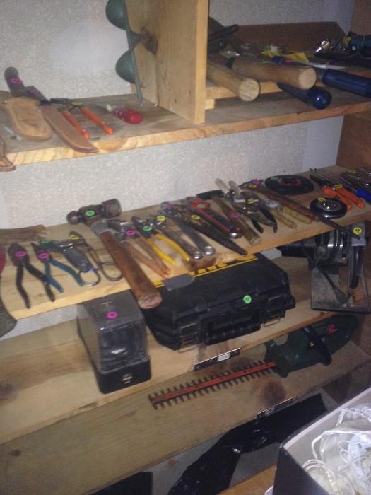 Lots of Hand tools. 