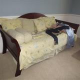 SLEIGH DAY BED