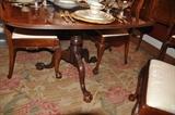 Dual carved pedestals