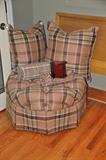 Large Pouf with matching pillows