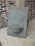 Wall fountain