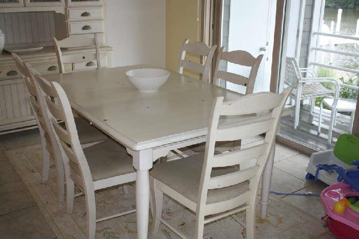 TABLE WITH 6 CHAIRS