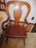 ANTIQUE CHAIR