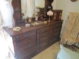 DRESSER WITH MIRROR