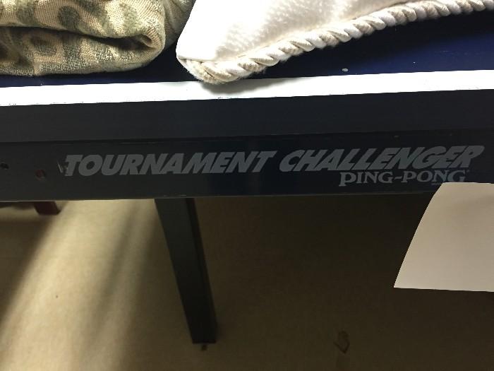 TOURNAMENT CHALLENGER PING-PONG TABLE 
