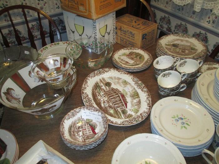 Assorted Johnson Brothers dishes