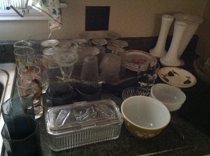Pyrex and refrigerator ware