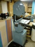 DELTA Band Saw - VERY Lightly used