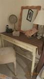 VINTAGE VANITY TABLE
