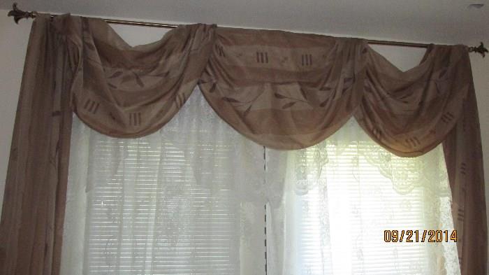 MISC DRAPES & CURTAINS
