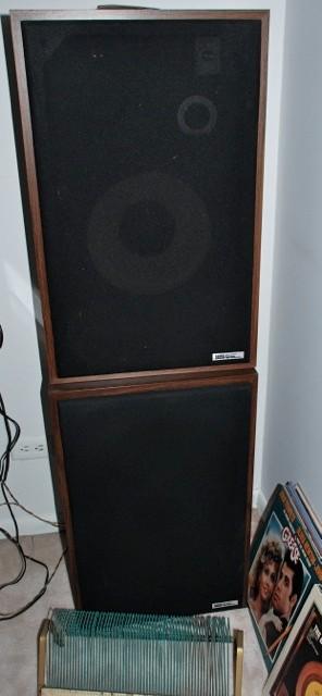 Speaker Set (needs work - in "as-is" condition)