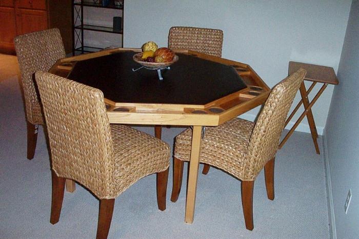 Poker table--mint condition