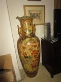 LARGE JAPANESE VASE