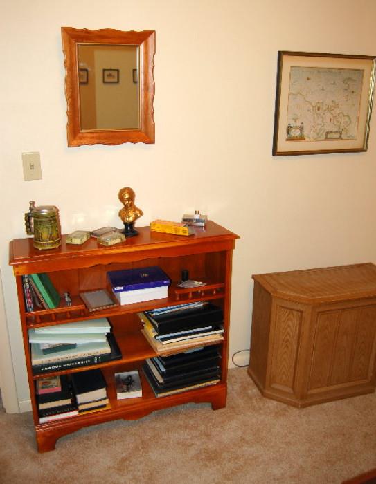 Book Shelf & Humidifier