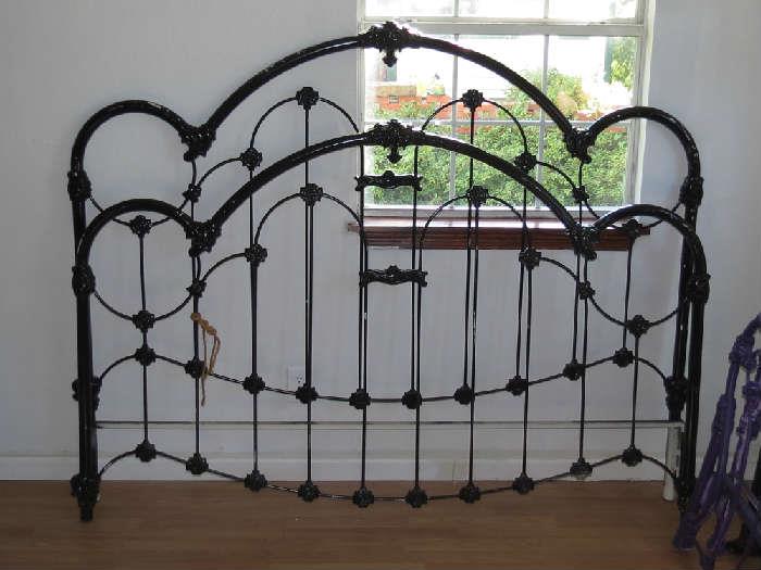 King Iron Bed