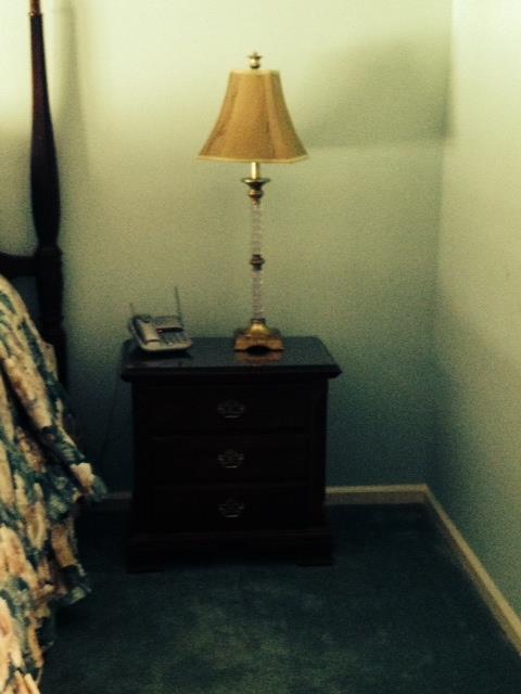 thomasville bedside tables