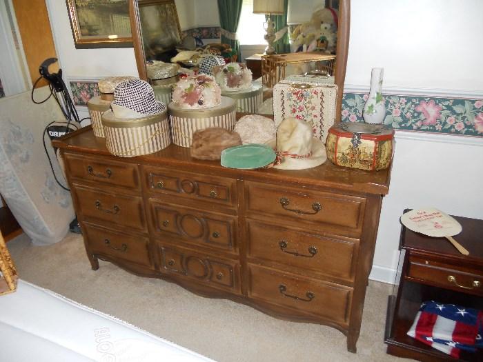 Dresser from vintage bedroom set