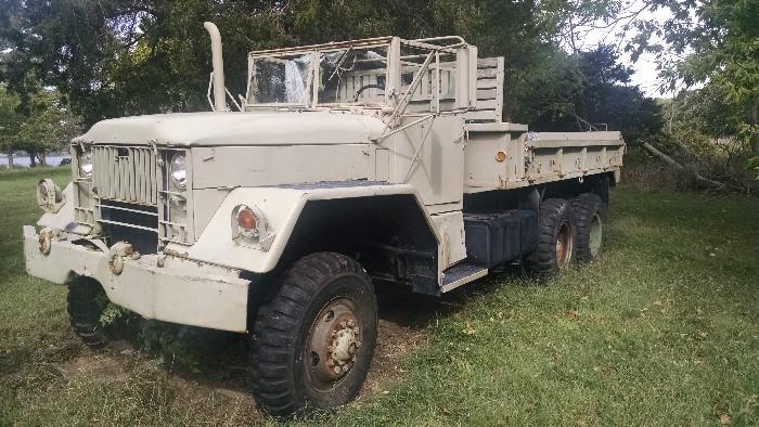 1973 Mack M54A1C

Engine: Mack V6 turbo diesel 673 cubic in

Historic plates
All proper paperwork
Registered non commercial 
