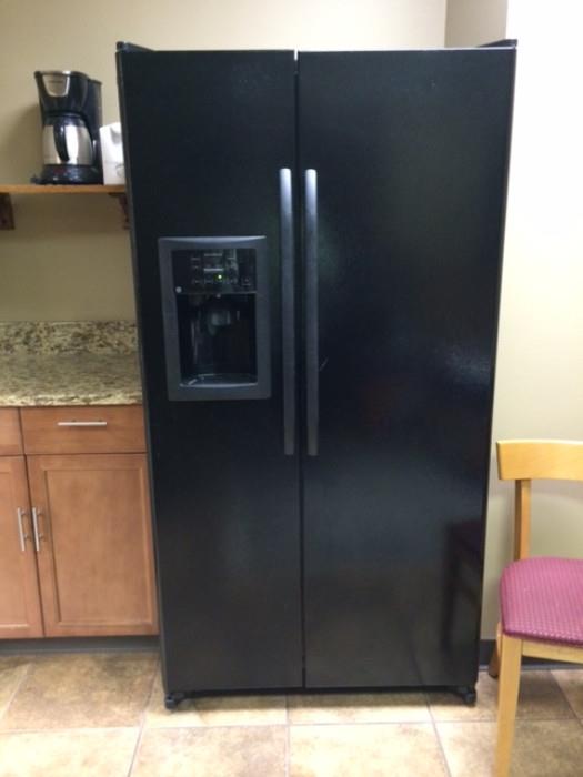 Almost brand new refrigerator. Recently purchased from Costco and available at a large discount.